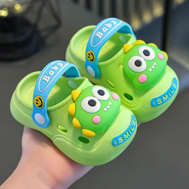 2025   Children's Slippers Cute Cartoon Girls Boys with Soft Soles Baby Bags Perforated Shoes Home and Baby Sandals***