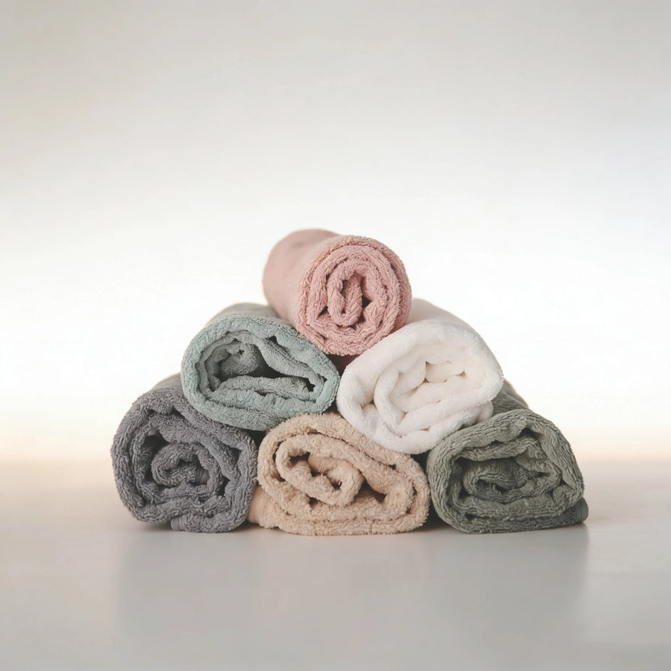 80*80cm Baby Bathrobe Bath Toddler Towel Swaddle Blankets With Hood Solid White Coral Fleece Towel Blanket Newborn Kids Bedding