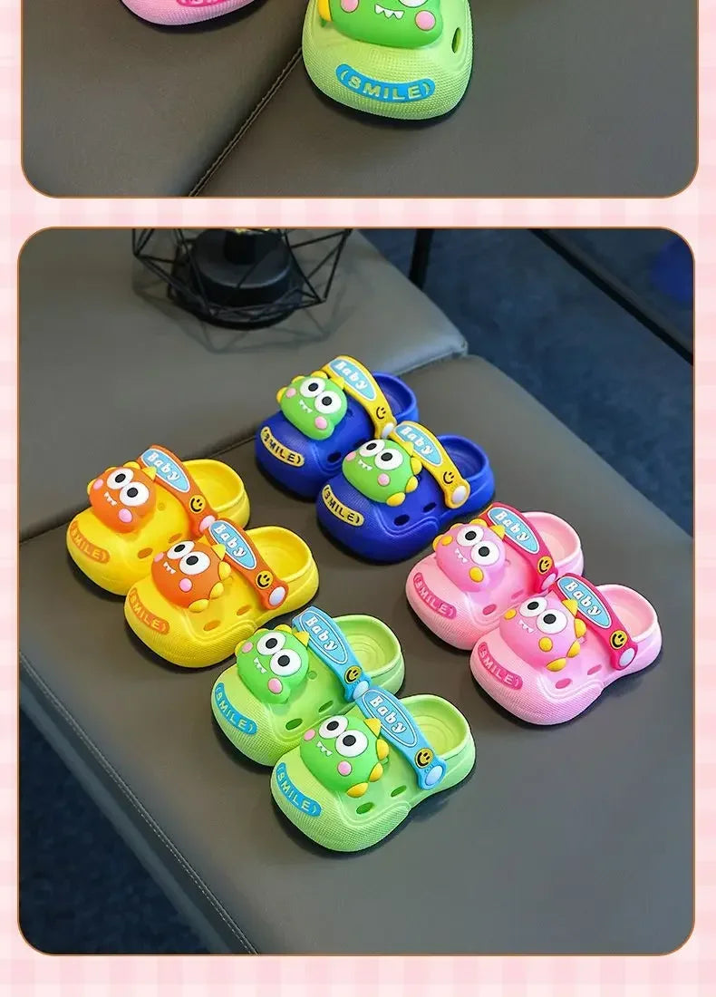 2025   Children's Slippers Cute Cartoon Girls Boys with Soft Soles Baby Bags Perforated Shoes Home and Baby Sandals***