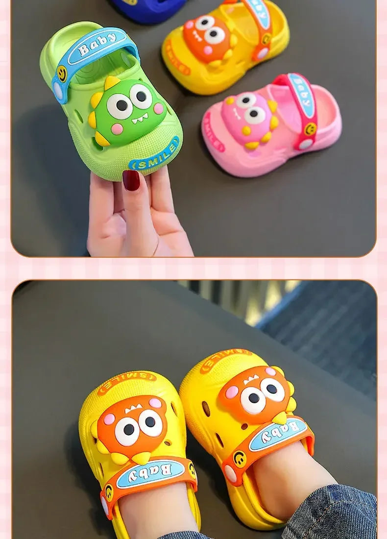 2025   Children's Slippers Cute Cartoon Girls Boys with Soft Soles Baby Bags Perforated Shoes Home and Baby Sandals***