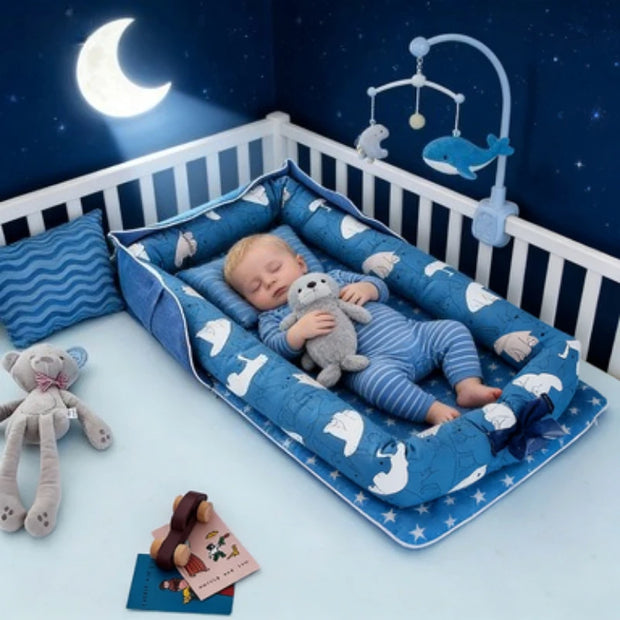 2026 New Lightweight Portable Baby Crib Cartoon Design Foldable Travel Bed for Newborns with Storage Bag