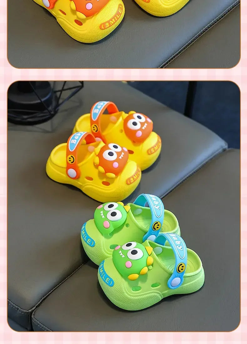 2025   Children's Slippers Cute Cartoon Girls Boys with Soft Soles Baby Bags Perforated Shoes Home and Baby Sandals***