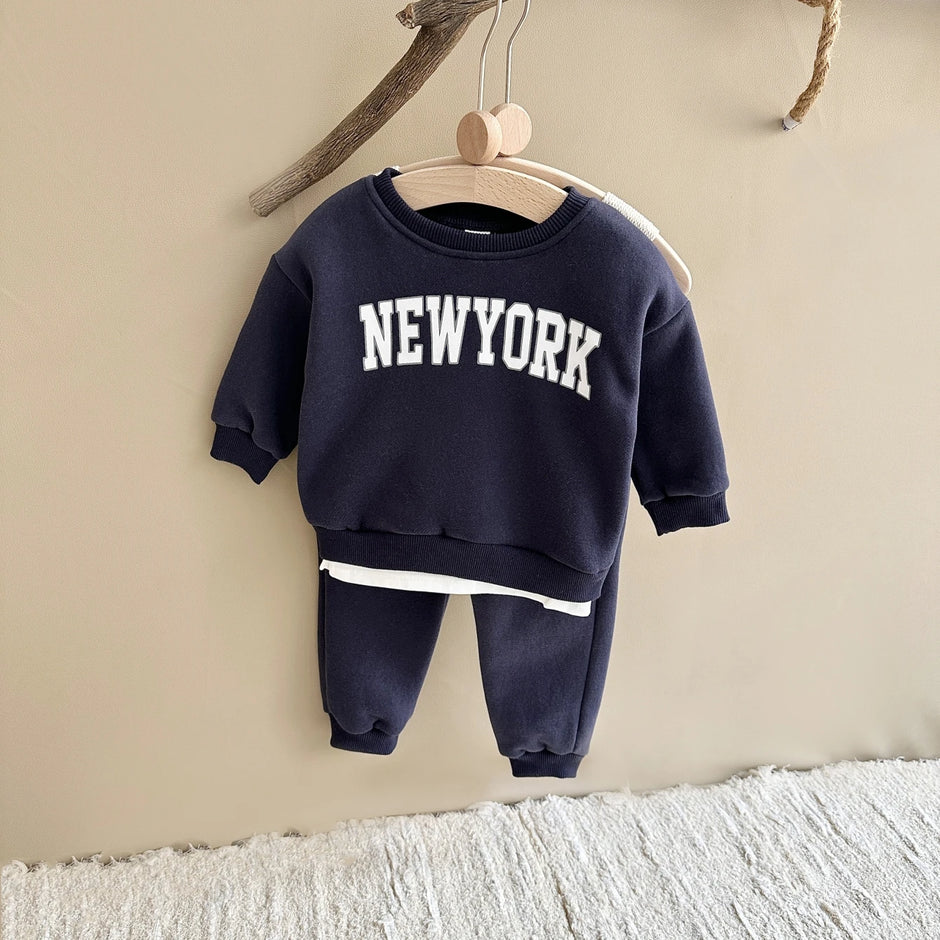 2Pcs Baby Clothing Set Boys Girls NewYork Print Sports Top Pants Suit Sweatshirt Winter Toddler Outfit Thick Newborn Clothes
