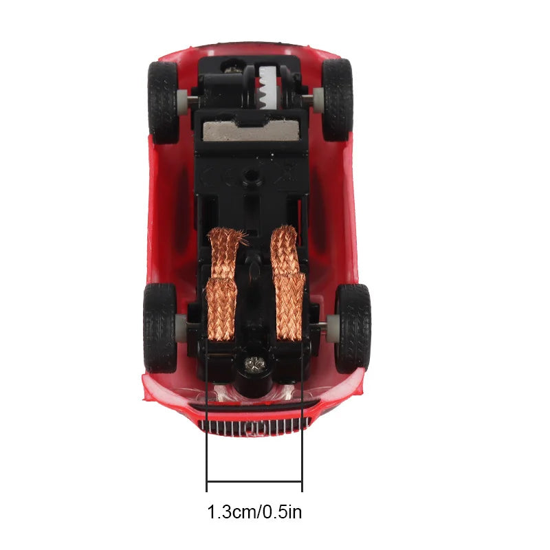 سيارة سباق تناظرية من طراز Carrera Go Scalextric بمقياس 1/64 (1:64) - سيارة سباق كهربائية عالية السرعة - لعبة سيارات سباق الشرطة