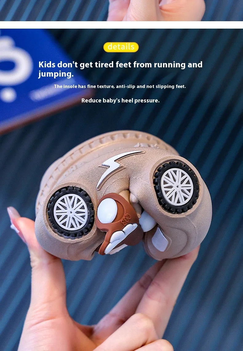 Children's Flashing Light Hole Shoes, Anti Slip Soft Soled Toe Cap Slippers, Cartoon Car Illuminated Slippers for Boys and Girls