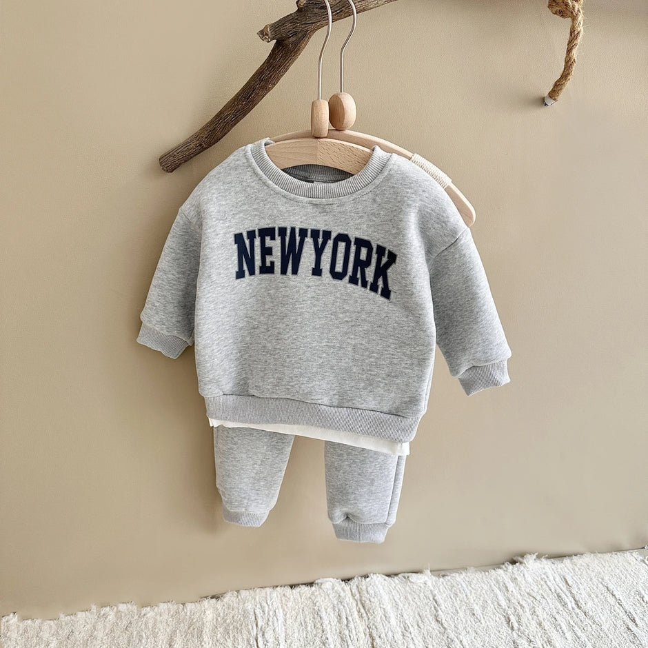 2Pcs Baby Clothing Set Boys Girls NewYork Print Sports Top Pants Suit Sweatshirt Winter Toddler Outfit Thick Newborn Clothes